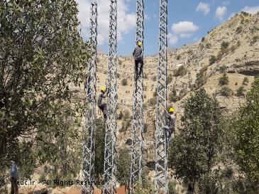 پیگیری اختصاص بودجه جهت برق رسانی روستاهای لرستان