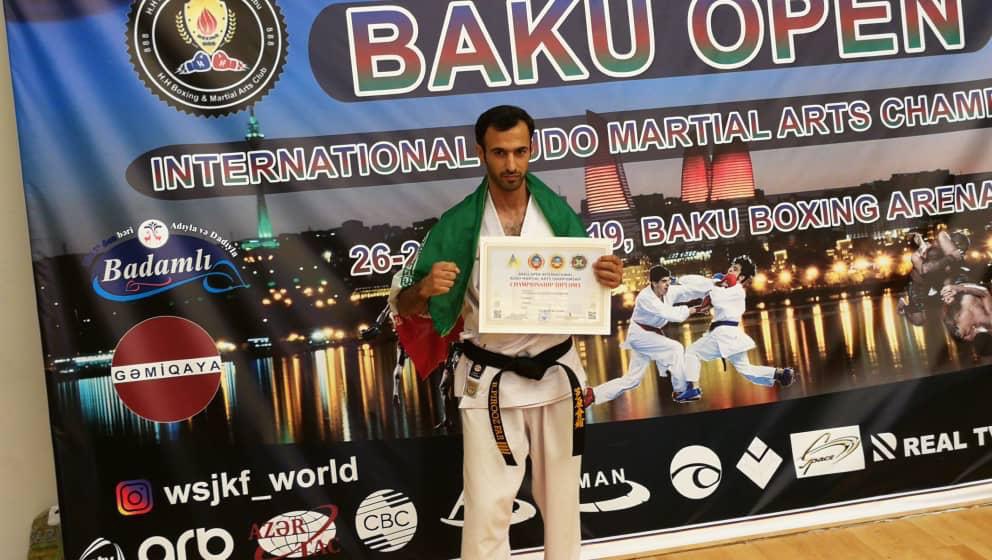 کسب نشان طلای مسابقات بین المللی  کاراته توسط نماینده جمعیت هلال احمر لرستان