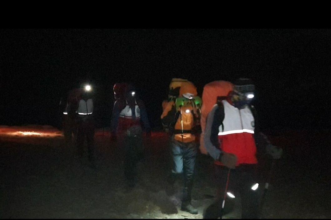 نجات جان ۶ کوهنورد در ارتفاعات اشترانکوه
