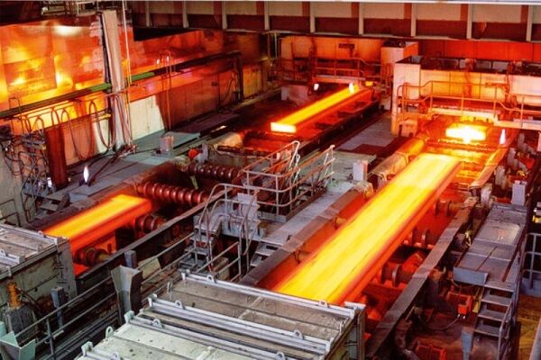 کارخانه فولاد ازنا زمینه اشتغال ۱۲۰۰ نفر را فراهم می‌کند