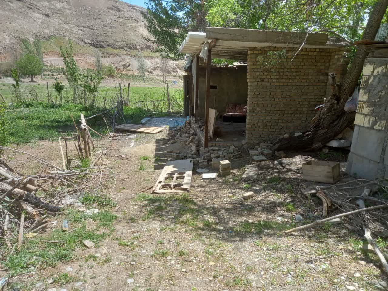 تخریب ساخت‌ و ساز غیرمجاز در شهرستان بروجرد