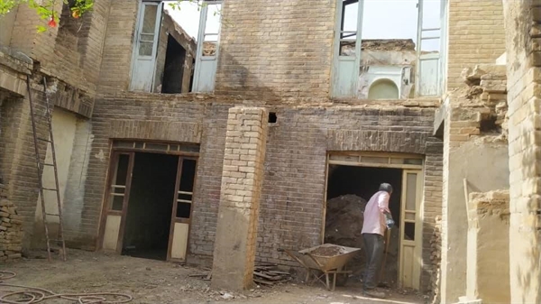 مرمت خانه تاریخی گلشن خرم‌آباد