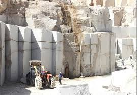 واگذاری معادن سنگ‌های تزیینی و قیر طبیعی در شهرستانهای الیگودرز و کوهدشت