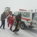 نجات جان سه معلم زحمت کش از برف وکولاک در گردنه فرسش الیگودرز