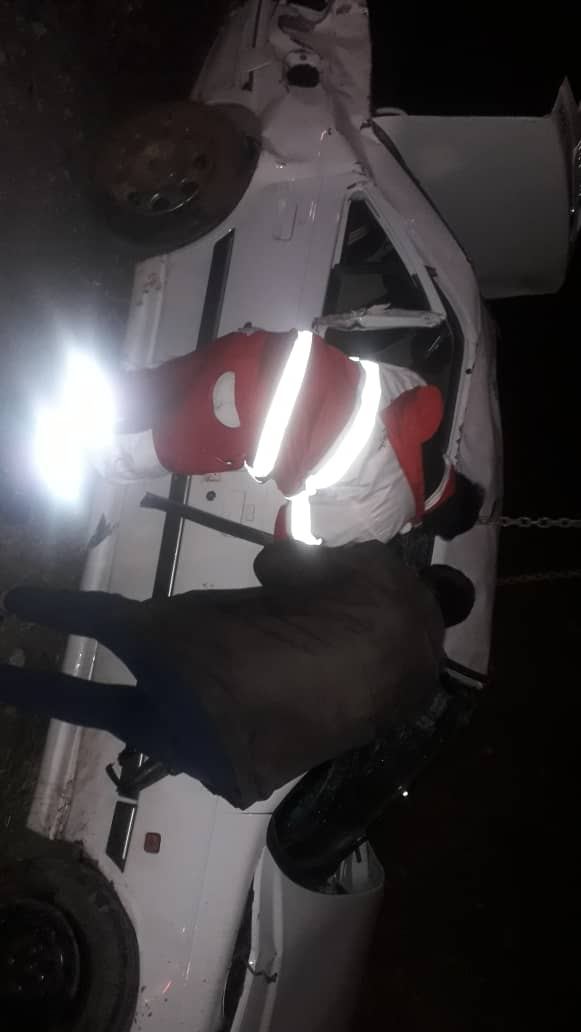 واژگونی مرگبار خودروی پژو در محور خرم آباد بروجرد