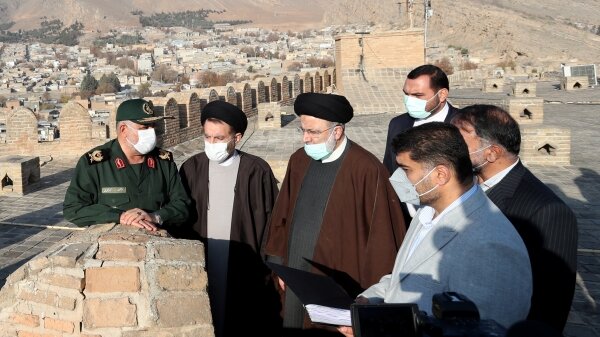 تاکید رئیس جمهور بر ثبت جهانی قلعه فلک‌الا‌فلاک