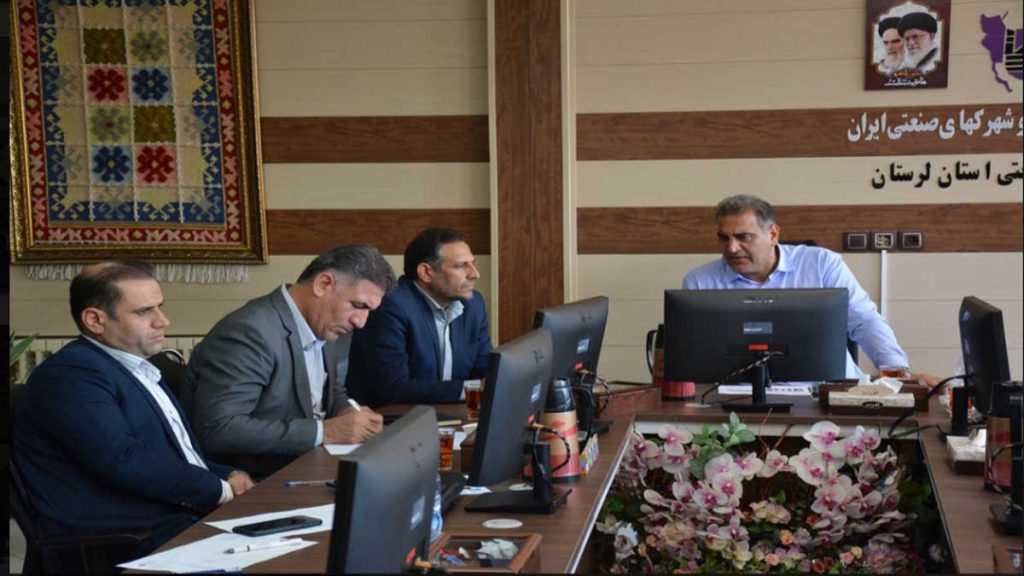 بررسی ارتقاء زیرساخت های مخابراتی واحدهای شهرکهای صنعتی ۱ و ۲ خرم آباد و بروجرد