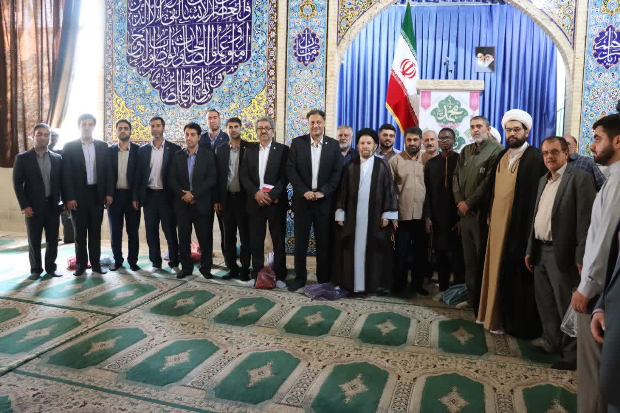 پل ارتباطی بانک سپه لرستان با مشتریان در مصلای الغدیر